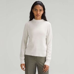 LULULEMON | Mock-neck knit long sleeve sweater | M (6/8) no dot | Cream/ White